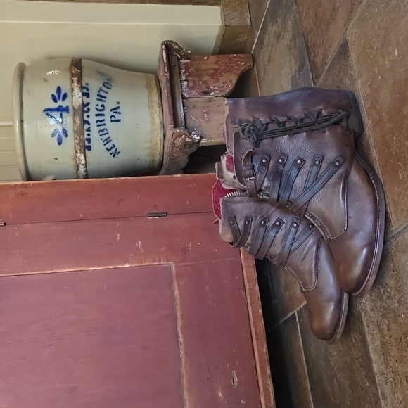 Freebird Limerick brown low heel leather boots - Picture 1 of 6